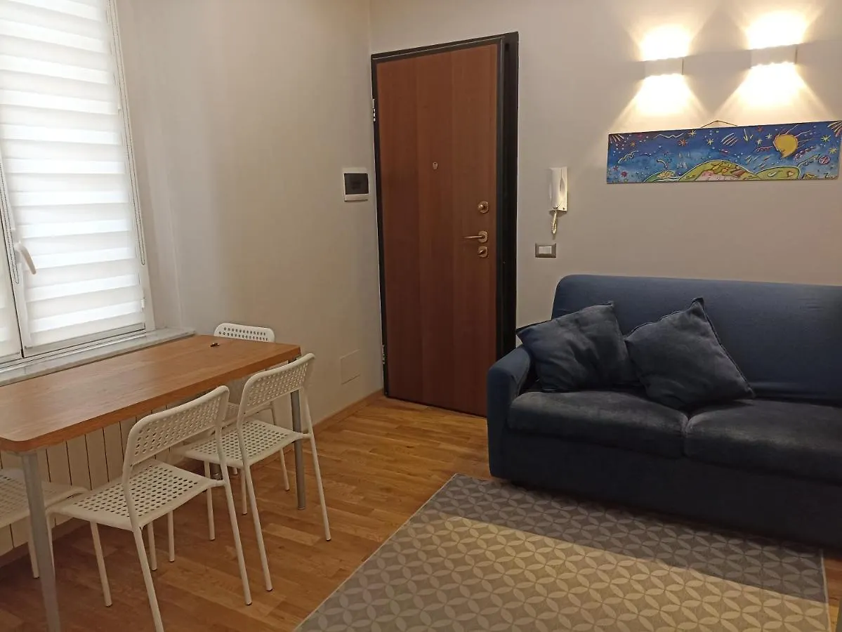Apartment Sole And Luna In City Center contacts